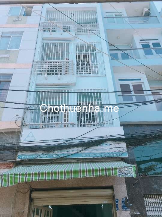 Nhà cho thuê nguyên căn tại Quận 10 đường Nguyễn Giãn Thanh. Nhà có 3 lầu với tổng diện tích nhà là 130m2. 28Tr/tháng