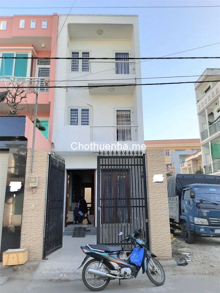 Nhà cho thuê nguyên căn 1 trệt 2 lầu đường Nguyễn Đăng Giản Bình Tân. 15 triệu/tháng