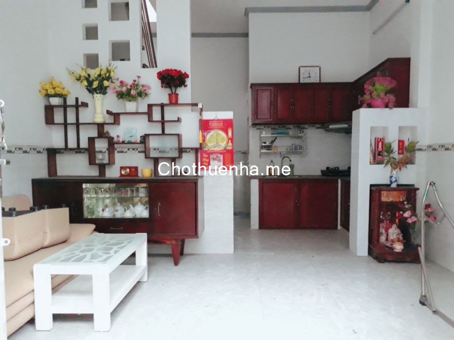 Cho thuê nhà Quận Bình Tân rộng 40m2, 2 PN, chưa nội thất, giá 8.6 triệu/tháng, lh 0773718589