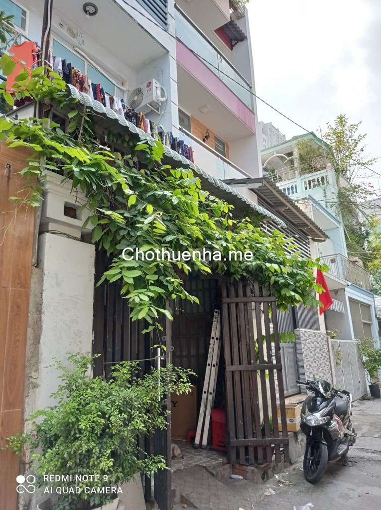 Cho thuê nhà nguyên căn gần cầu Chánh Hưng, 1 trệt 2 lầu, 4 phòng, giá thuê 10 triệu/tháng