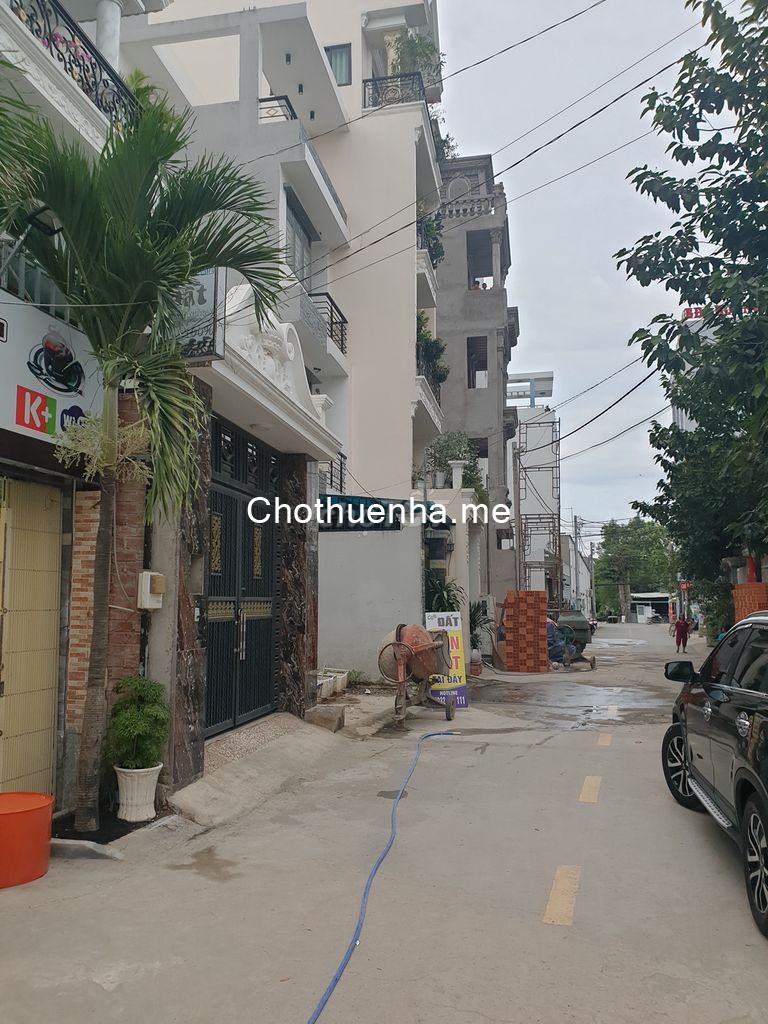 Hẻm một xẹt 980/33 Nguyễn duy Trinh, Quận 9 cần cho thuê nhà rộng 70m2, 4 PN, giá 15 triệu/tháng