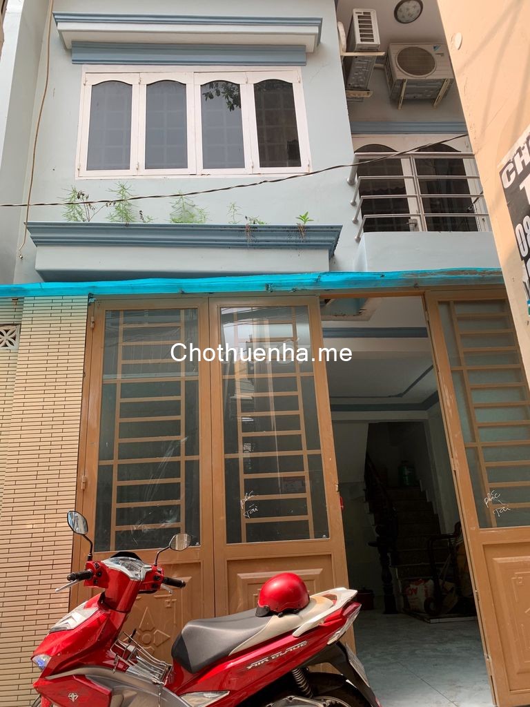 Cho thuê nhà nguyên căn 1 trệt 2 lầu tại Nguyễn Xí Bình Thạnh