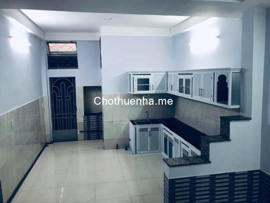 Cho thuê nhà nguyên căn 12 triệu/tháng, dt 80m2, 4m x 20m tại Lâm Văn Bền Quận 7