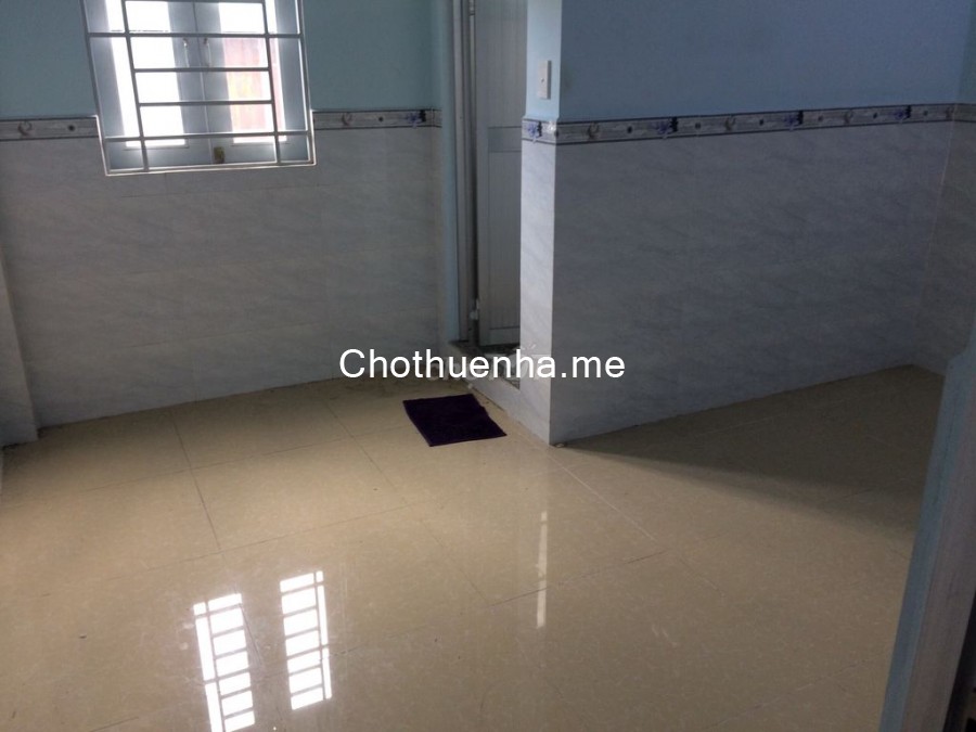 Mình cần cho thuê nguyên căn 72m2 (4mx18m) Quận 12, 2 tầng kiên cố, giá 6 triệu/tháng, lh 0912365827