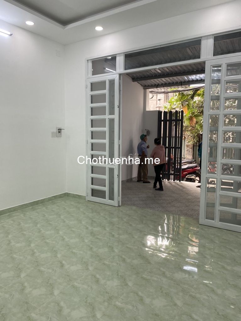 Cần cho thuê căn nhà tại Phú Thuận Quận 7, Nhà cấp 4 diện tích 90m2