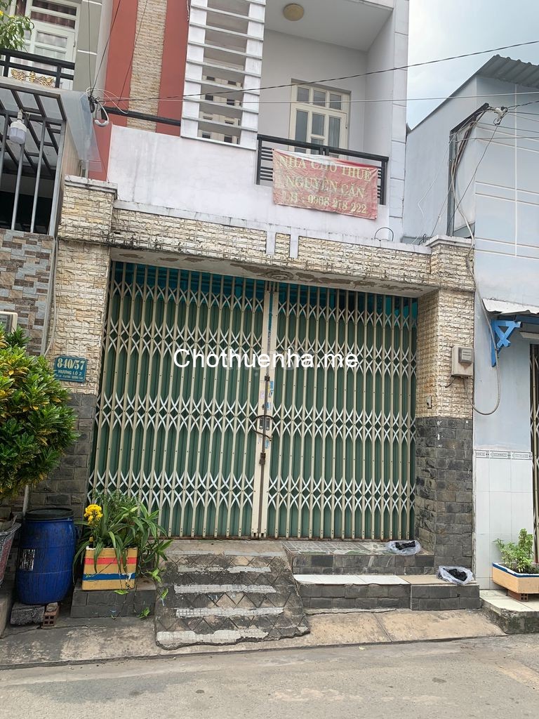 Hẻm Hương Lộ 2, Quận Bình Tân có căn hộ đang cần cho thuê rộng 68m2, 4 PN, giá 13 triệu/tháng