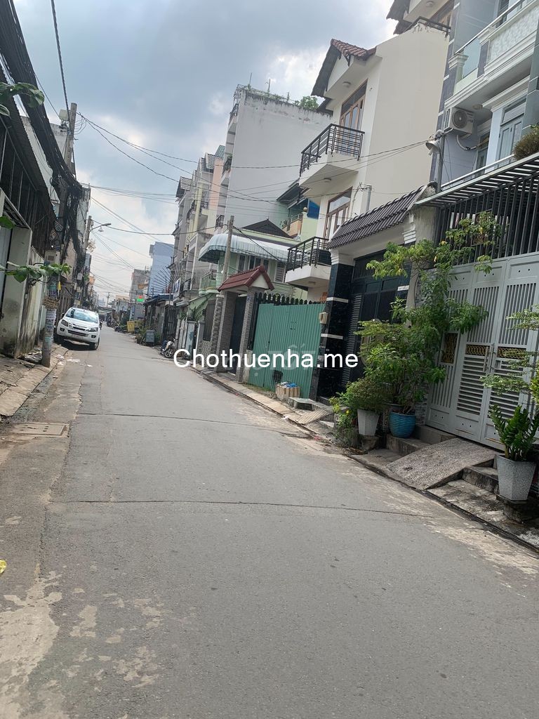 Hẻm Hương Lộ 2, Quận Bình Tân có căn hộ đang cần cho thuê rộng 68m2, 4 PN, giá 13 triệu/tháng