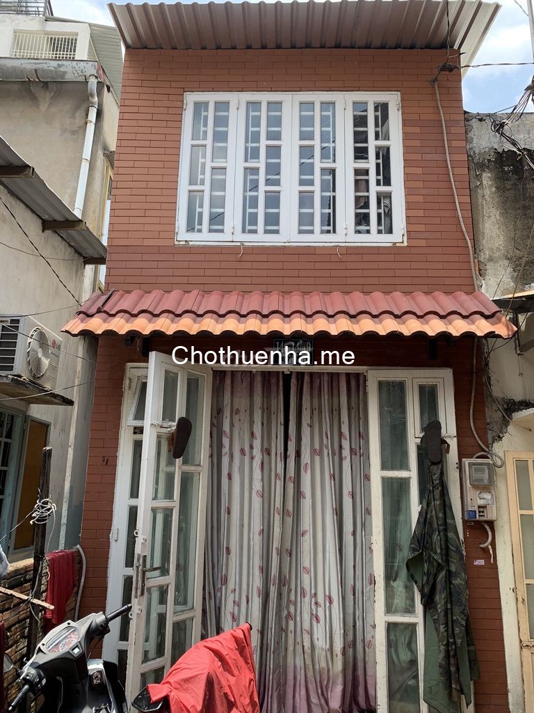 Cho thuê nhà Quận Bình Thạnh, dt nhỏ 18m2, 1 trệt, 1 lừng, giá 5 triệu/tháng, lh 0947108447