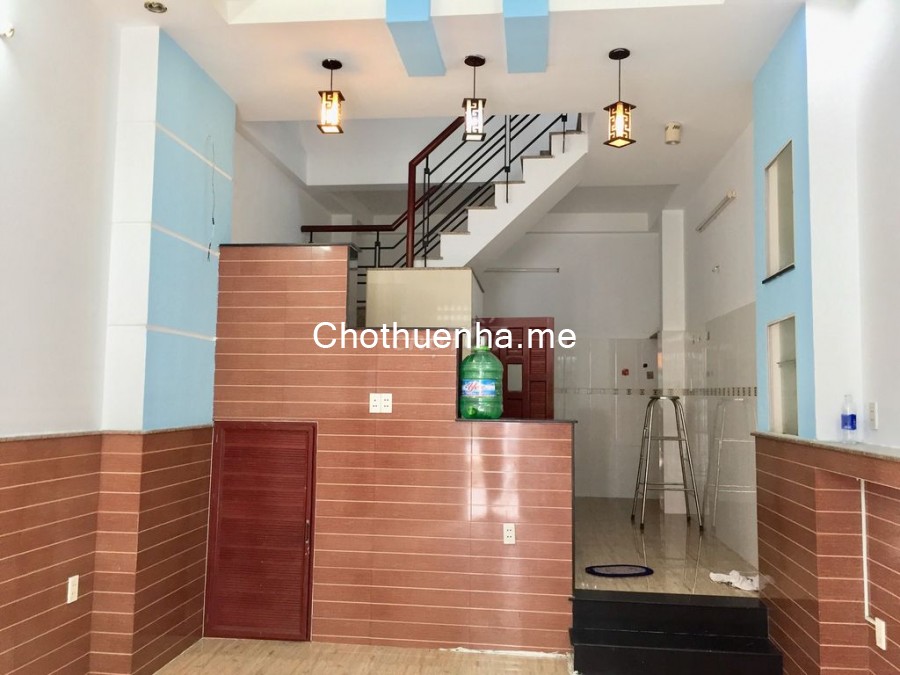 Nguyên căn hẻm thông Bình Tân cần cho thuê giá 6.5 triệu/tháng, dtsd 36m2, lh 0918709119