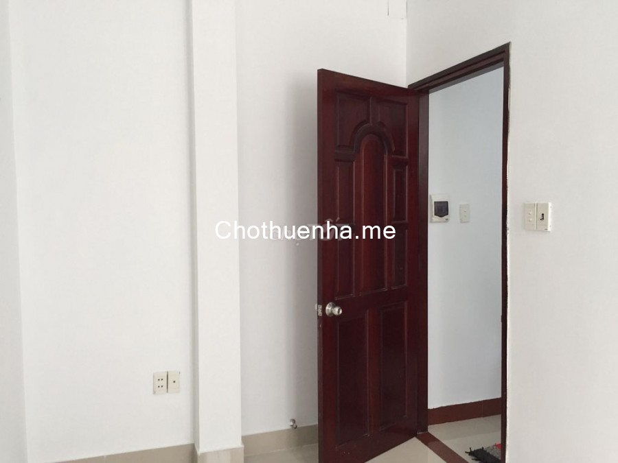 Nguyên căn hẻm thông Bình Tân cần cho thuê giá 6.5 triệu/tháng, dtsd 36m2, lh 0918709119