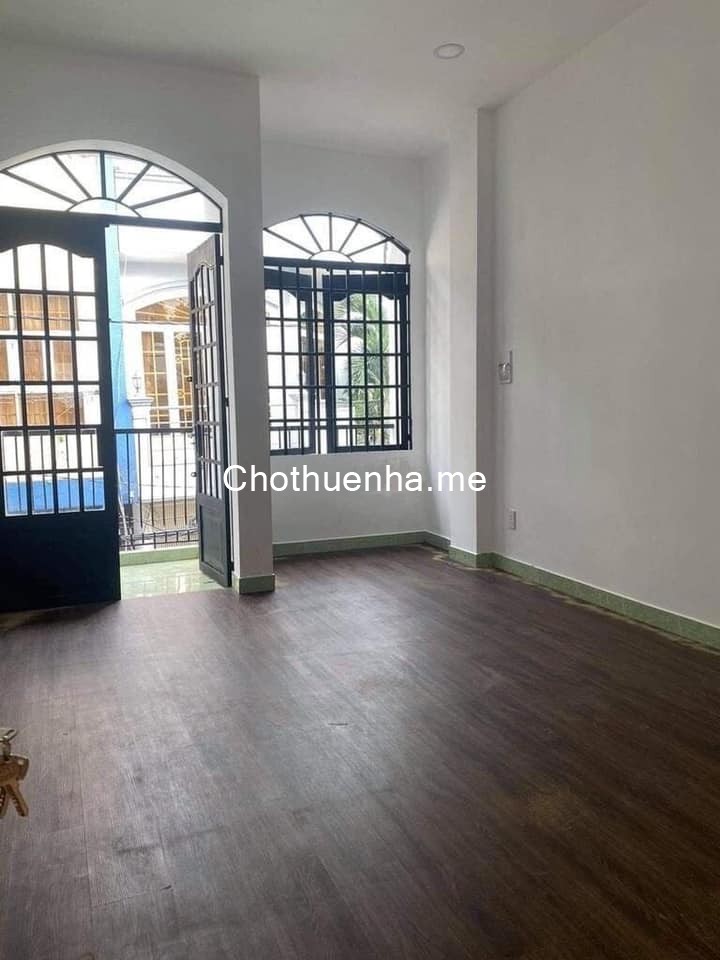 Có nhà nguyên căn cần cho thuê Quận Bình Thạnh, giá 15 triệu/tháng, dtsd 48m2, lh 0839191098