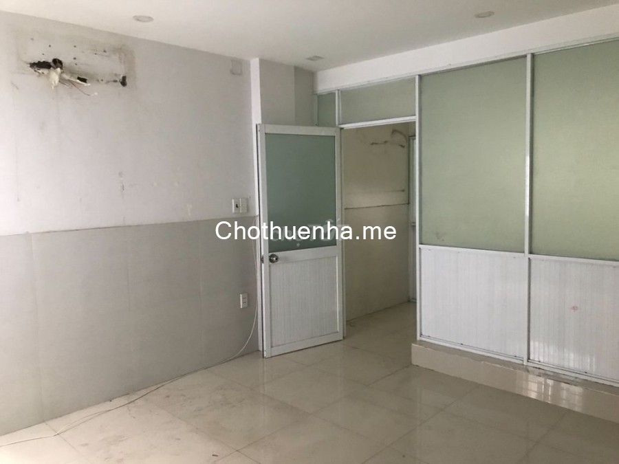 Nguyên căn trống suốt 1 trệt, 1 lầu đúc kiên cố, dt 72m2, 3 pn, giá 7.5 triệu/tháng, hẻm Trường Chinh, Quận 12