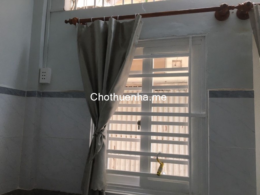 Có nhà hẻm Hoàng Xuân Nhị, Quận Tân Phú, giá 5 triệu/tháng, dtsd 26m2, 2 tầng