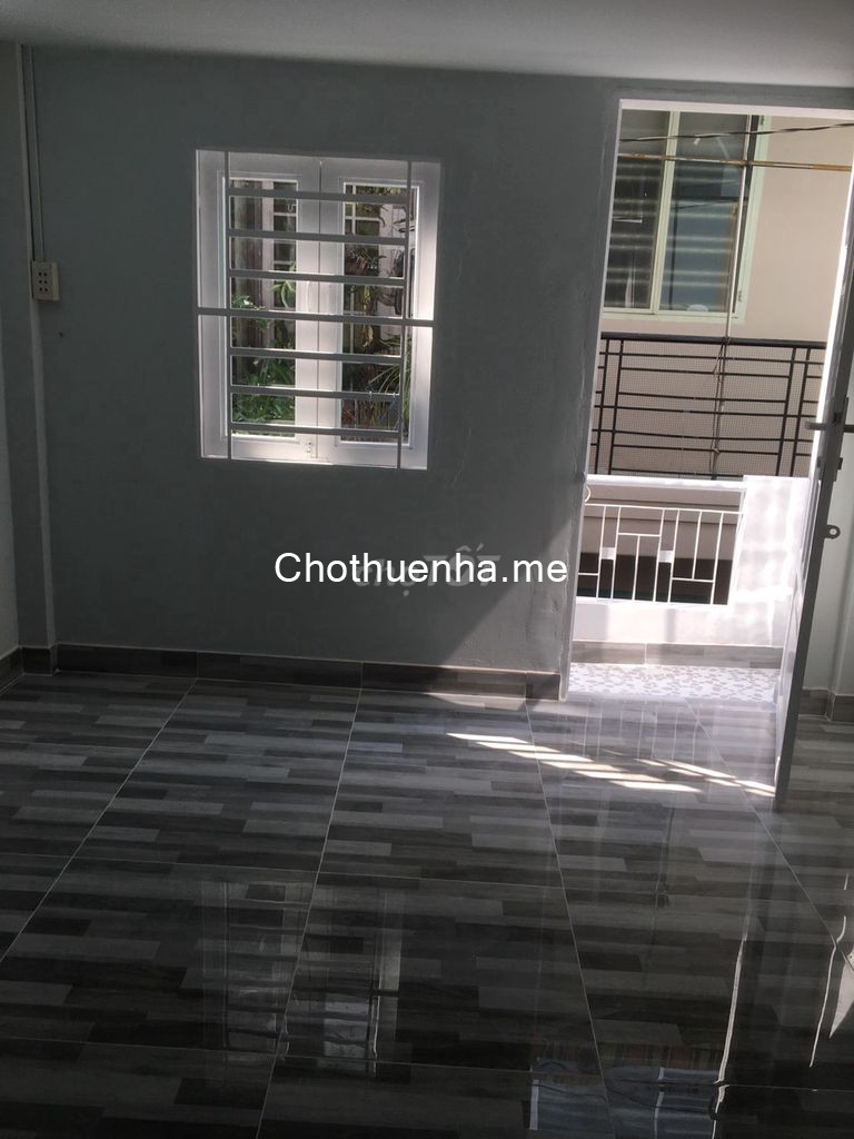 Có nhà hẻm Hoàng Xuân Nhị, Quận Tân Phú, giá 5 triệu/tháng, dtsd 26m2, 2 tầng