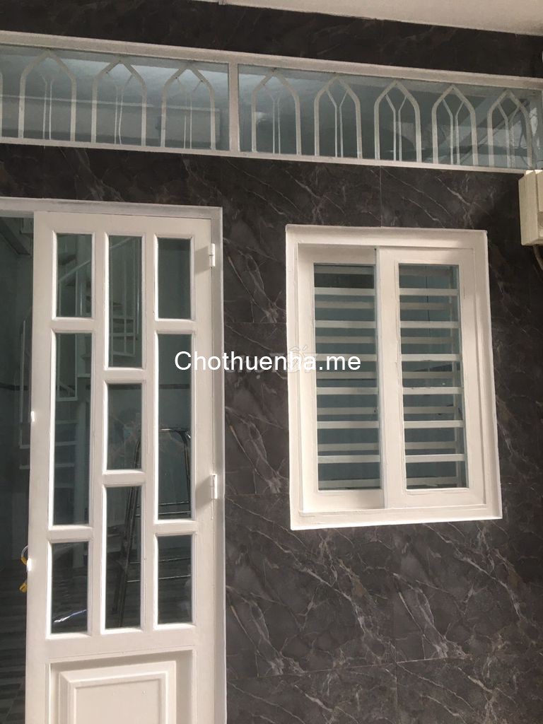 Có nhà hẻm Hoàng Xuân Nhị, Quận Tân Phú, giá 5 triệu/tháng, dtsd 26m2, 2 tầng