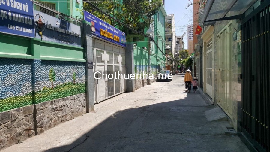 Nguyên căn chính chủ 48m2, 2 tầng lầu, giá 13 triệu/tháng, mt Trương Quốc Dung, Phú Nhuận