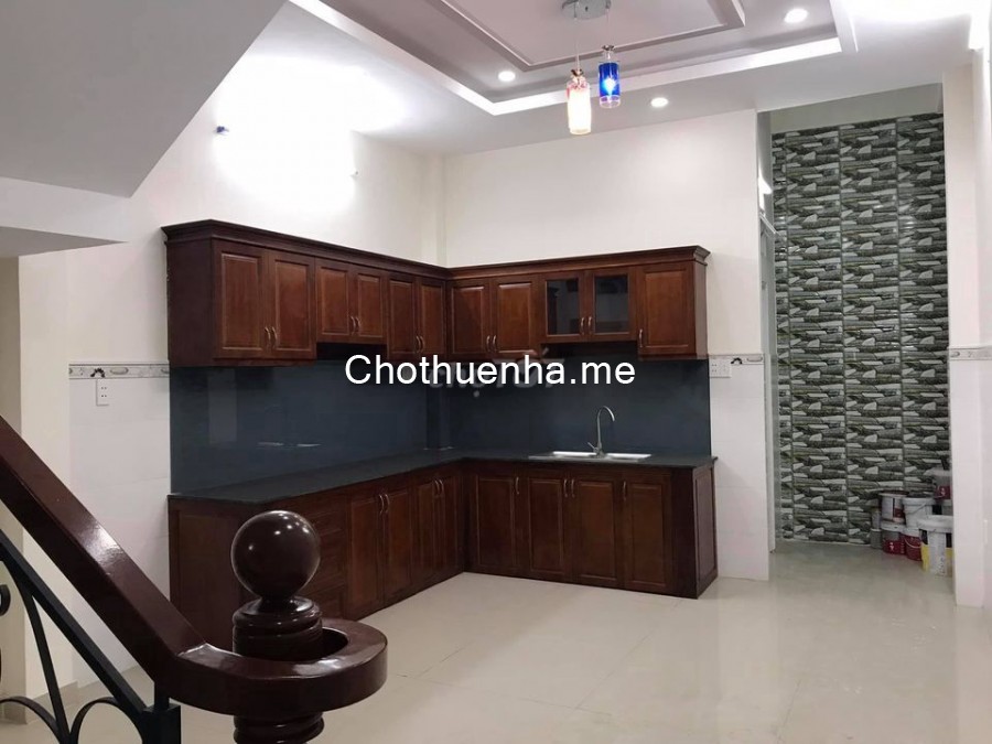 Cho thuê nhà rộng 90m2, nguyên căn đường số 8, Quận Thủ Đức, giá 12 triệu/tháng