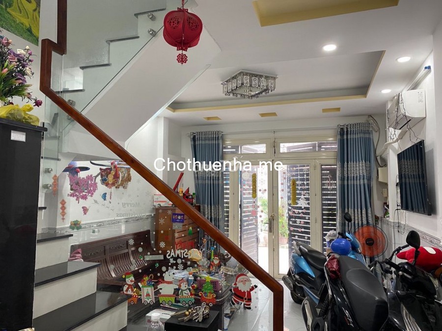 Nguyên căn bao rộng cần cho thuê giá 8.5 triệu/tháng, dtsd 40m2, 2 lầu, đường Cây Trâm, Gò Vấp