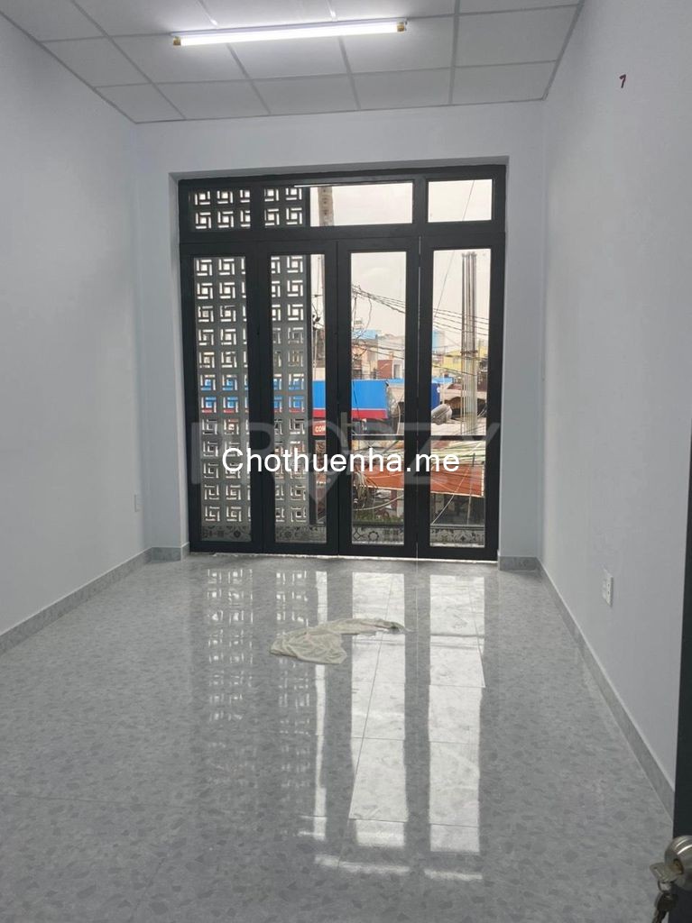 Để trống cần cho thuê nhà 84m2, 2 tầng chính chủ, giá 13 triệu. đường Trường Chinh, Tân Bình