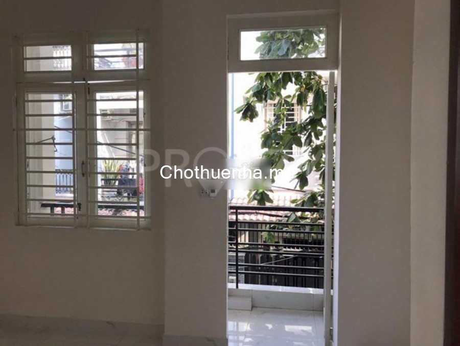 Chủ cho thuê nhà 1 trệt, 2 lầu, giá 10 triệu/tháng, dtsd 42m2, hẻm Quang Trung, Gò Vấp