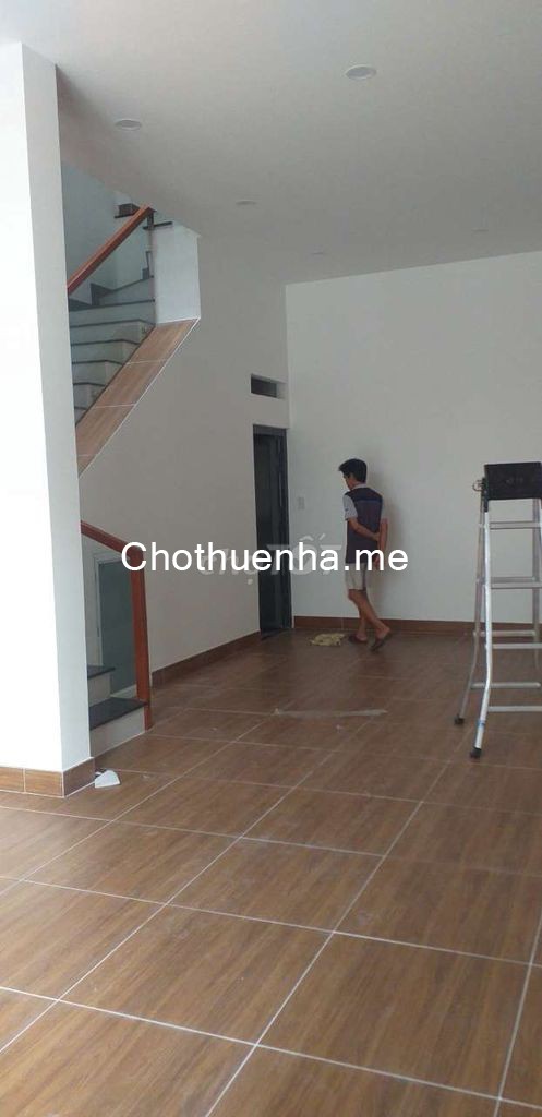 Có nhà Trường Chinh, Quận 12, kết cấu 1 trệt, 2 lầu, cho thuê giá 8 triệu/tháng, dtsd 55m2