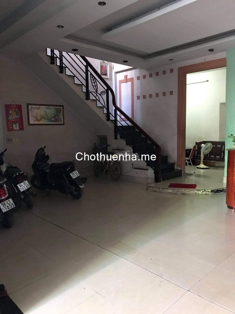 Mặt tiền đường Quốc Lộ 50, Bình Chánh cần cho thuê nhà 27 triệu/tháng, dtsd 224m2