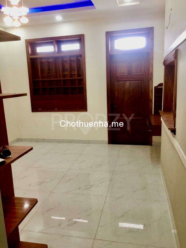 Mình cần cho thuê nhà nguyên căn dt 76.5m2, 4 tầng, giá 18 triệu/tháng, hẻm Hoàng Bật Đạt