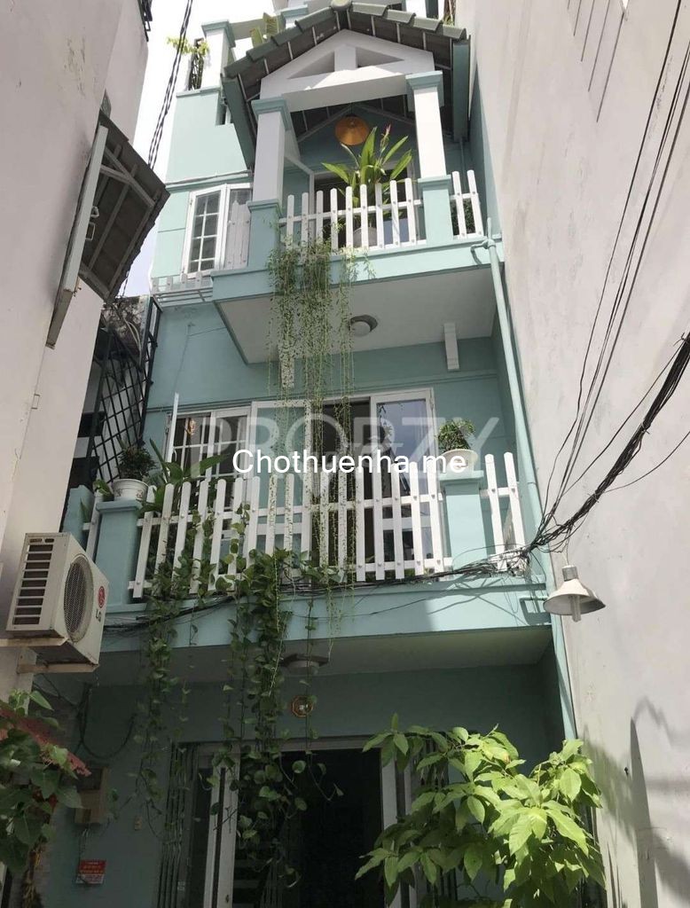 Phan Đình Phùng, Quận Phú Nhuận cho thuê nhà rộng 90.5m2, 3 tầng đẹp, giá 10 triệu/tháng