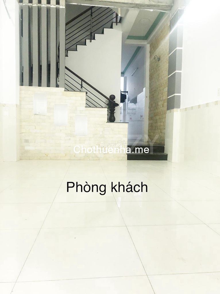 Lâm Văn Bền, Quận 7 trống nhà nguyên căn 320m2, 4 tầng, giá 20 triệu/tháng, lhcc