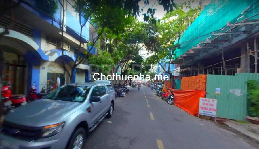 Sang hợp đồng thuê nhà mặt tiền đường Tân Sơn Hòa, 4 tầng đúc kiên cố