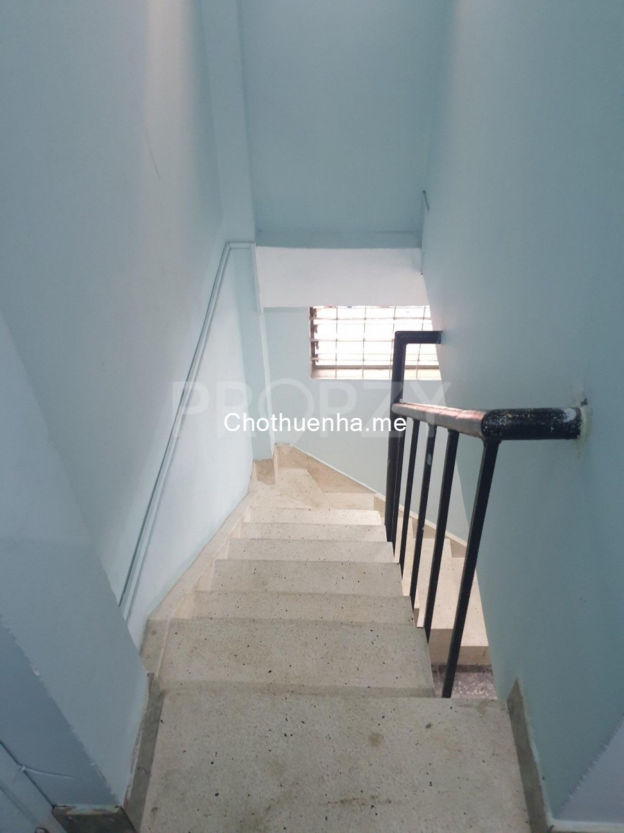 Cho thuê nhà nguyên căn hẻm thoáng đường Trần Quang Diệu Quận 3
