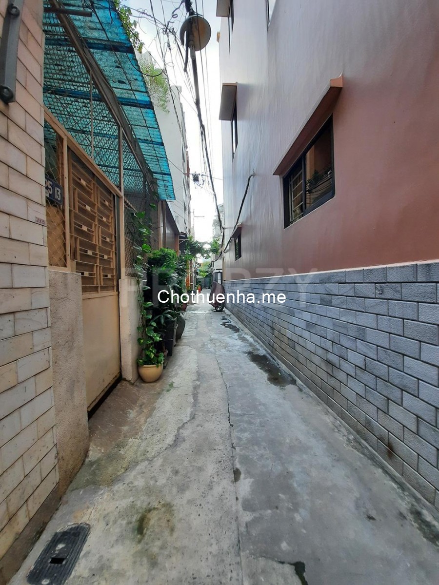Cho thuê nhà nguyên căn xây dựng kiên cố đường Bà Lê Chân, Tân Định, Quận 1
