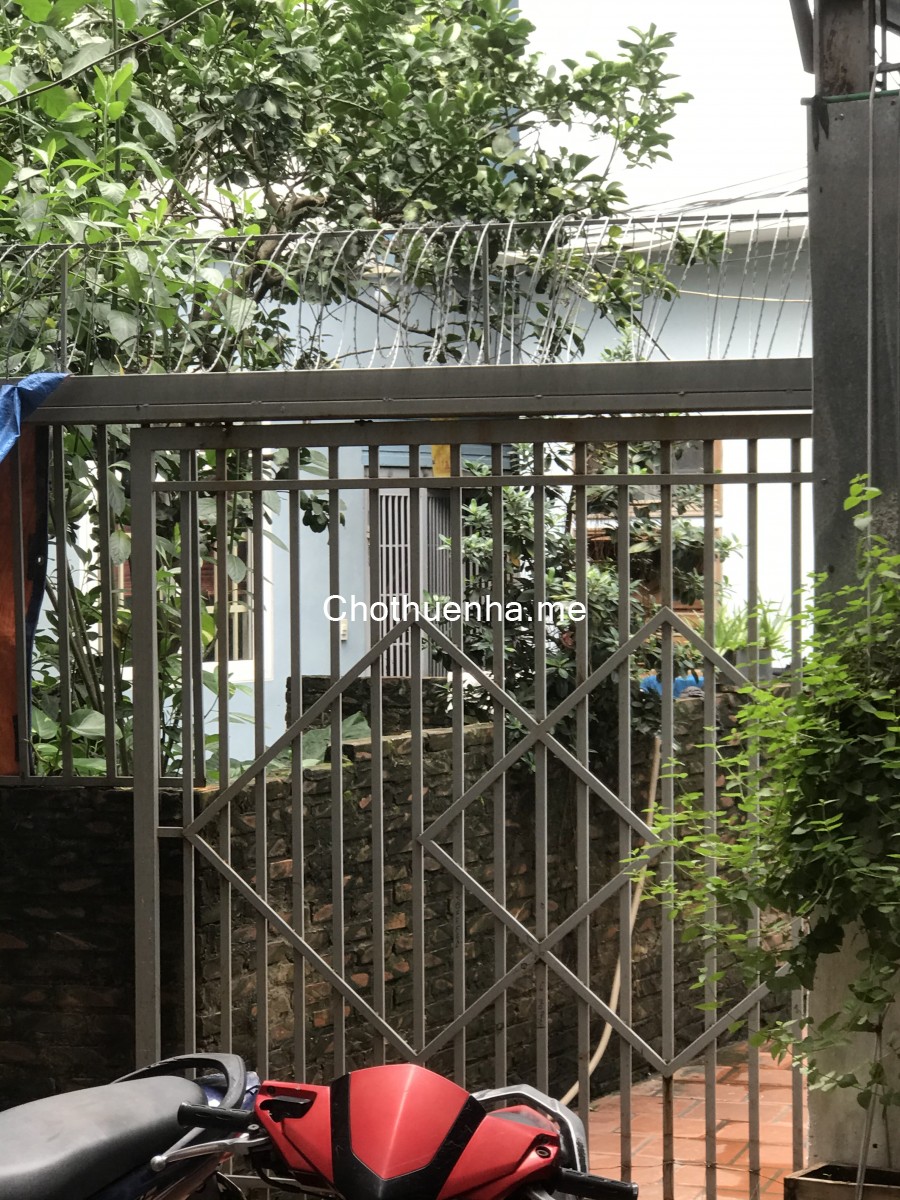 Cho thuê nhà riêng 3 tầng ở Văn Trì Minh Khai BTL