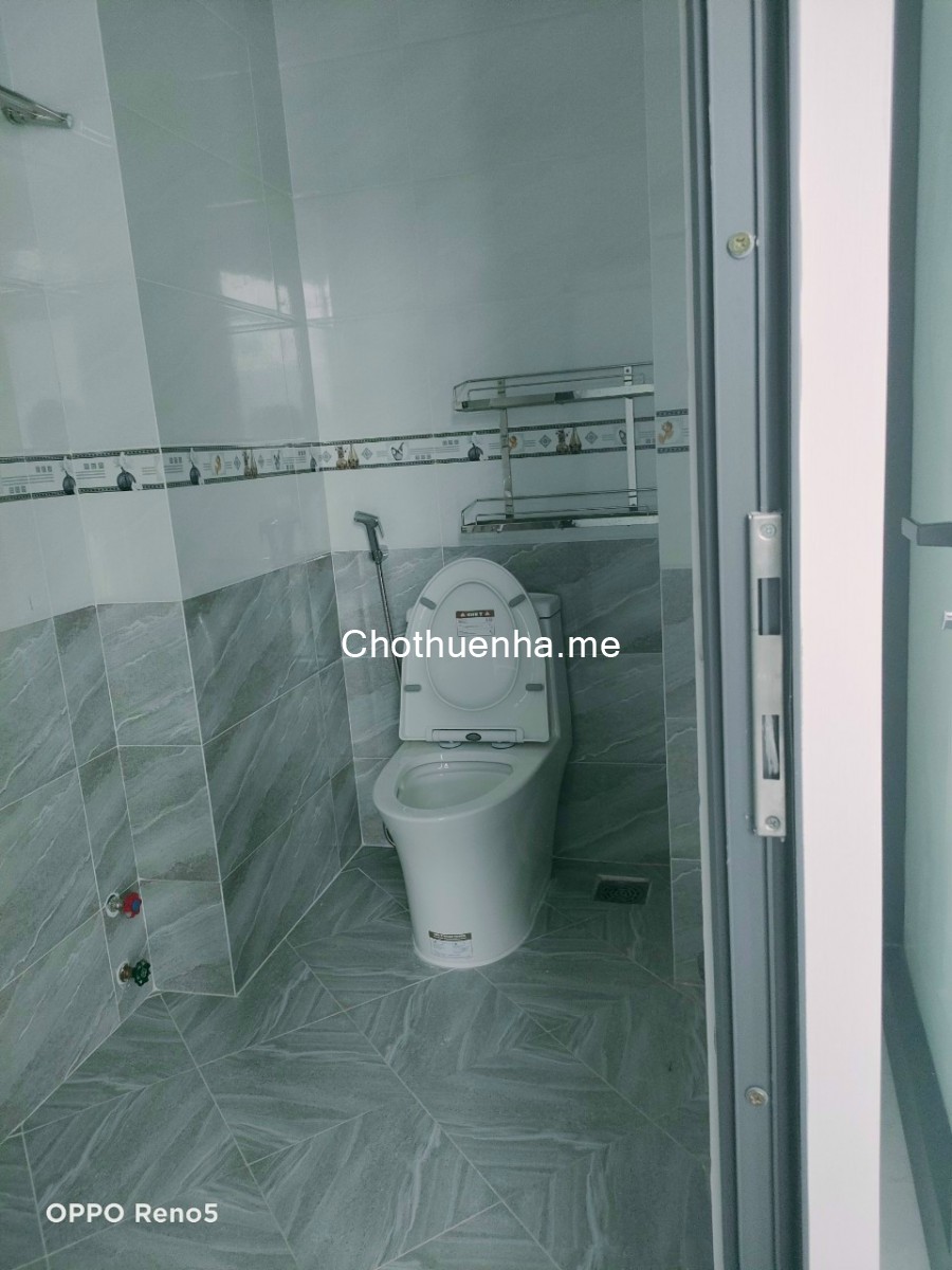 Nhà mới xây Dương Quảng Hàm P5 Gò Vấp 5pn 5wc.