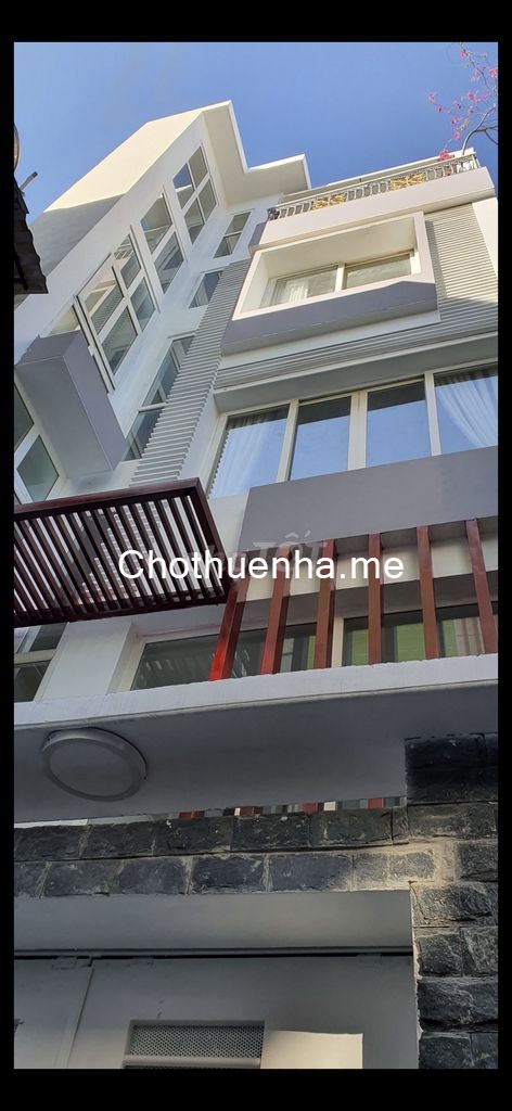 Cho thuê nhà hẻm Xô Viết Nghệ Tĩnh, Bình Thạnh, dtsd 40m2, 3 tầng giá 17 triệu/tháng
