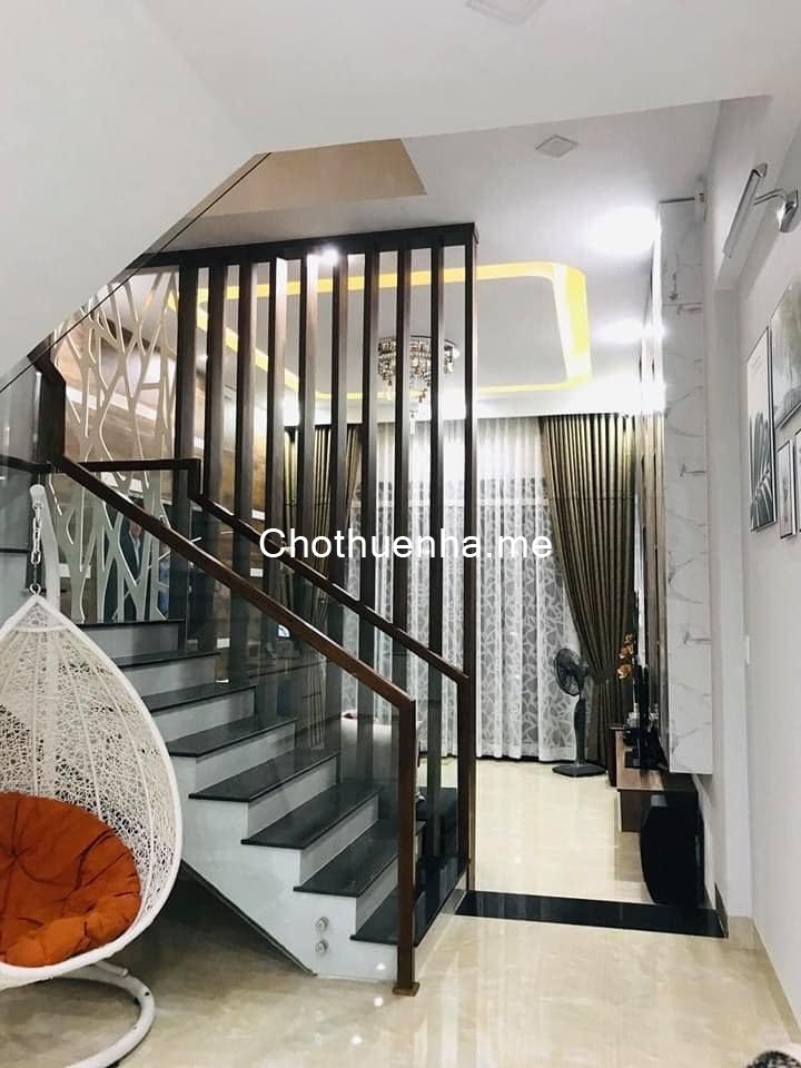 Cho thuê nhà riêng tại Đào Tấn, DT 70m2 x 4T, MT 5m, giá 15tr/tháng