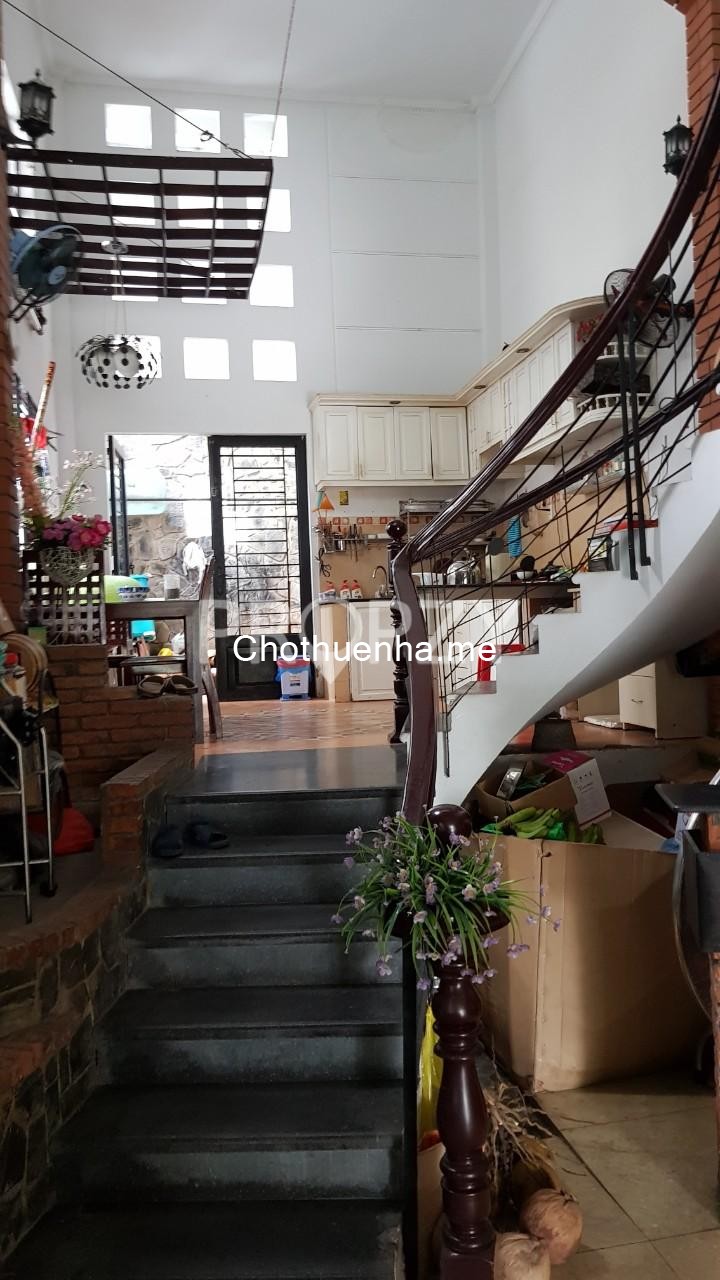 Nhà mặt tiền căn góc, tiện kinh doanh, Lưu Nhân Chú Phường 5, Quận Tân Bình