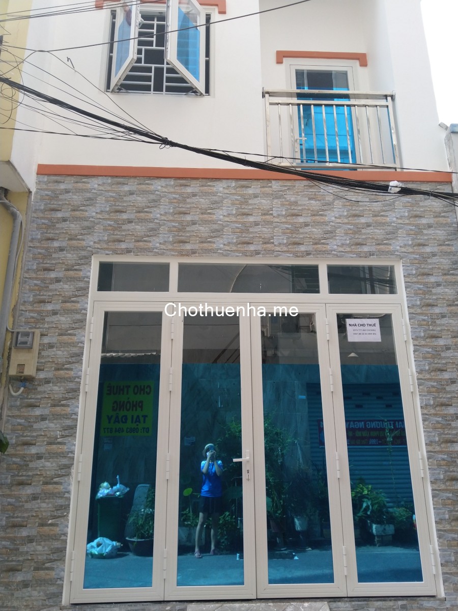 Cho thuê nhà mới xây sạch đẹp 1 trệt, 1 lầu Phạm Văn Bạch, Quận Tân Bình (10/2021)
