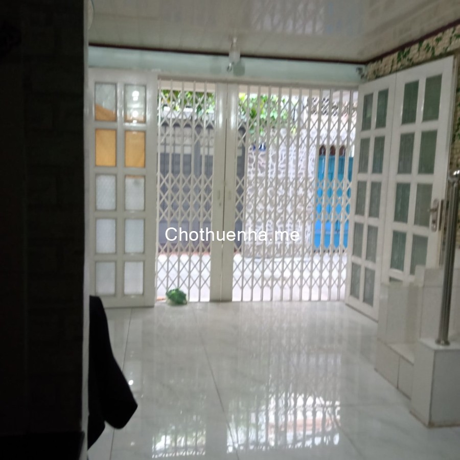 Nhà Nguyễn Sơn Hà Q.3 nội thất đủ nằm trên trục đường ăn vặt tiện kinh doanh giá tốt 9tr