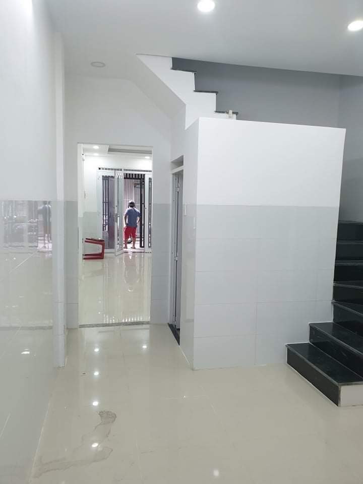 Nhà mới nguyên căn Lê Quang Định cạnh mặt tiền 4*15 giá tốt 12 triệu/tháng