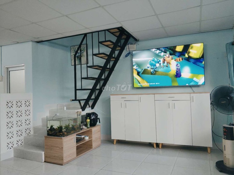 Nhà Full Nội Thất TiVi 65inch Giá tốt 12 triệu/tháng còn thương lượng