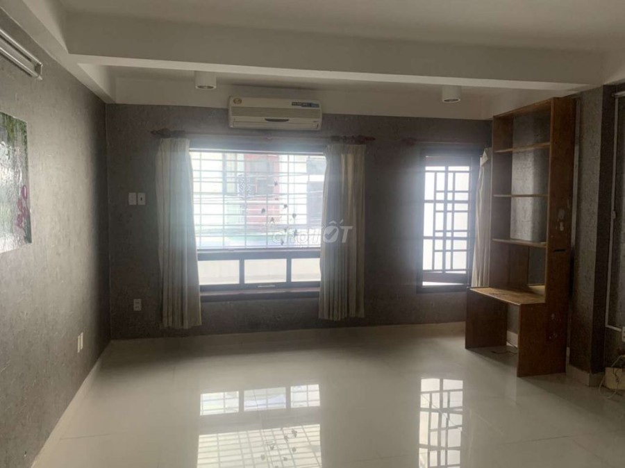 Hẻm Nguyễn Cửu Vân, Bình Thạnh có nhà chủ cần cho thuê giá 15 triệu/tháng, dtsd 50m2, 3 tầng
