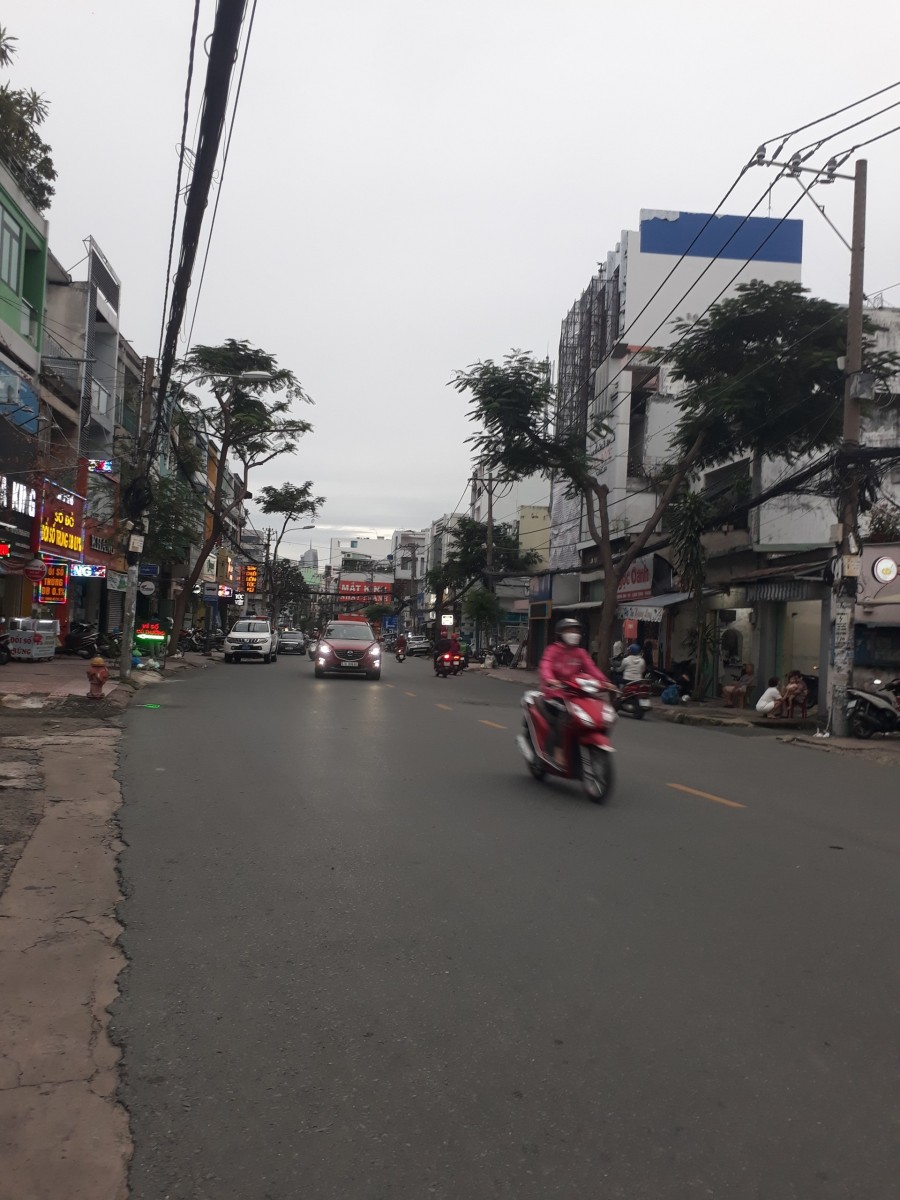 Cho thuê MT Lê Quang Định sầm uất tiện kinh doanh, buôn bán Trệt Suốt 4x30 hỗ trợ dịch