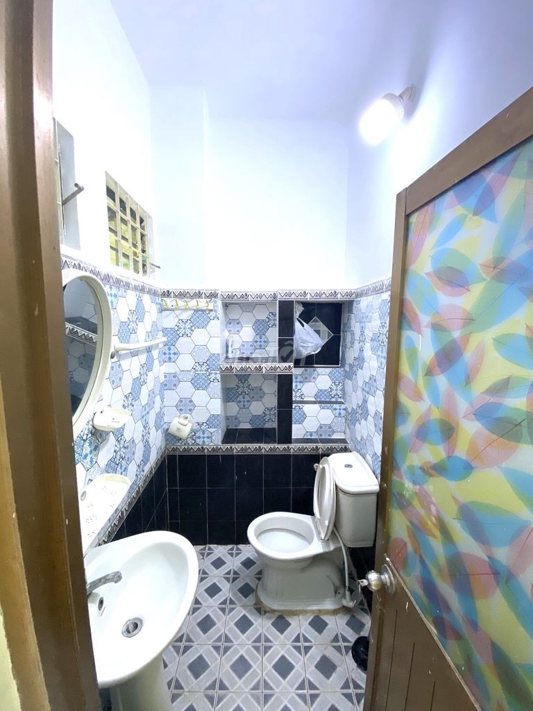 Cho thuê nhà Nguyên Căn Nơ Trang Long giá rẻ 8,5tr/tháng