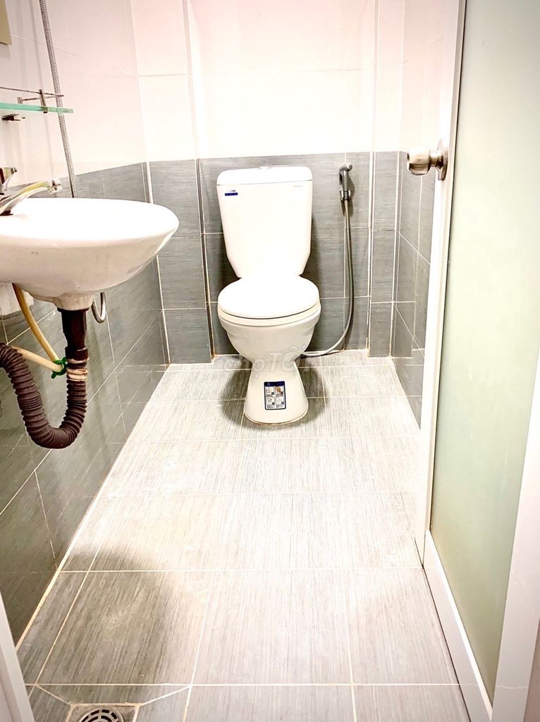 Trống nhà hẻm 30/4B Hoàng Hoa Thám cần cho thuê giá 15 triệu/tháng, dt 72m2