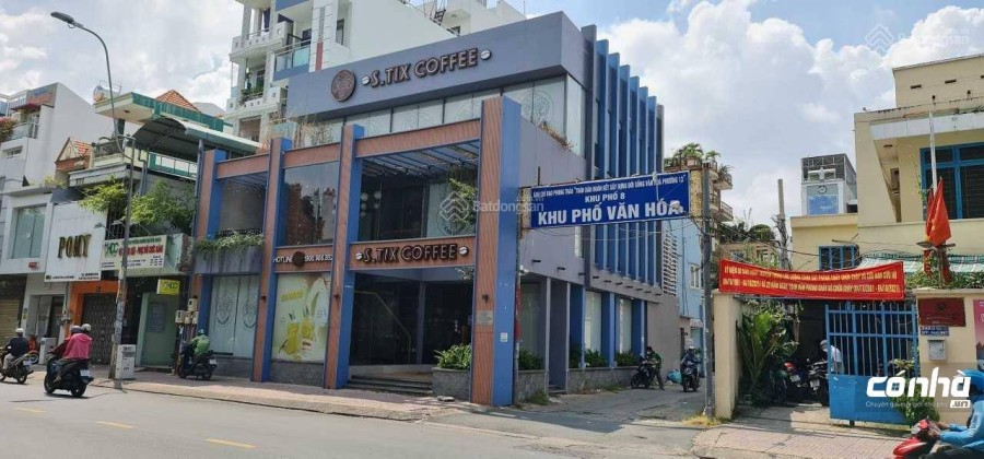 Cho thuê nhà phố góc 2 mặt tiền đường 231 Lê Văn Sỹ, Phường 14, Quận Phú Nhuận