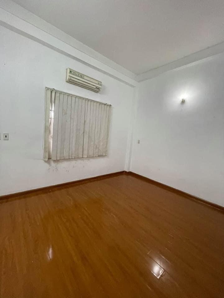 Nhà mới 4x14 2 lầu 3PN 3WC hẻm xe oto Nguyễn Xí Bình Thạnh Giá thuê hạt dẻ 9tr LH 0907413898