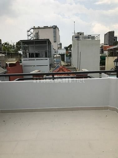Cho thuê nhà nguyên căn Đồ Sơn Tân Bình 5x20m trệt 3 lầu, nhà mới sơn có sân để xe trước nhà