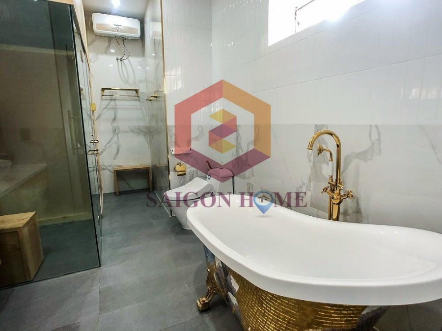 Cho thuê villa Thảo Điền hồ bơi sân vườn diện tích sử dụng 800m2 giá tốt