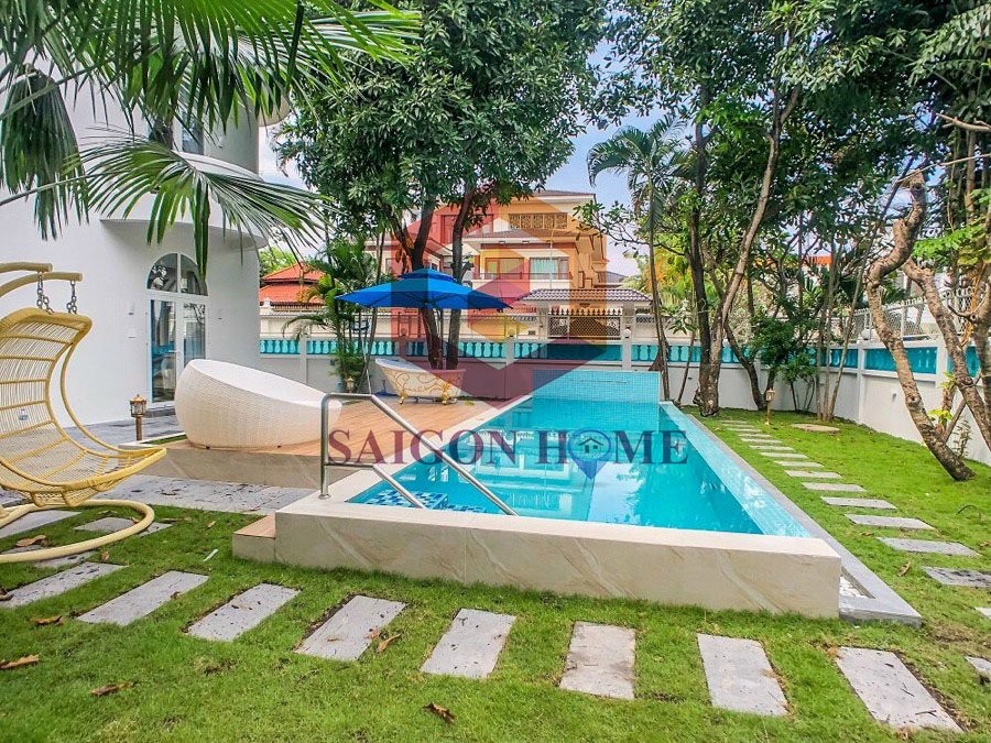 Cho thuê villa Thảo Điền hồ bơi sân vườn diện tích sử dụng 800m2 giá tốt
